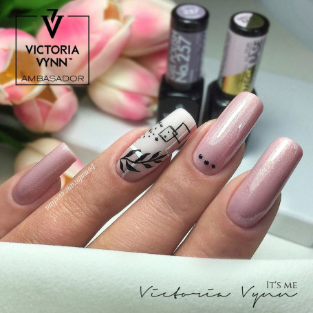 257 Samba Gel polish 8ml VICTORIA VYNN