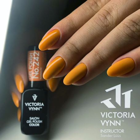 242 Pumpkin Pie Gel polish 8ml VICTORIA VYNN