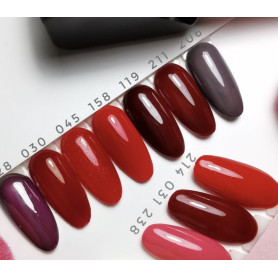 211 Lucky Love - Gel polish 8ml VICTORIA VYNN 2