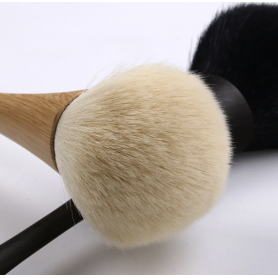 STAUBPINSEL lang Holz Black 2