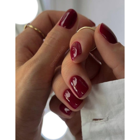 030 Berry Wine Gel polish 8ml VICTORIA VYNN