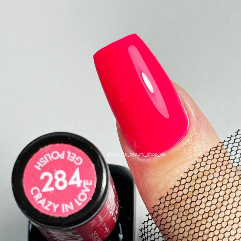 284 Crazy In Love Gel polish 8ml VICTORIA VYNN