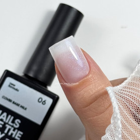 06 MILK Blau Shimmer - Cover Base Coat 10ml NAILS OF THE DAY 2