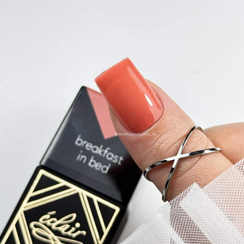 BREAKFAST IN BED - UV Nagellack 7ml ECLAIR