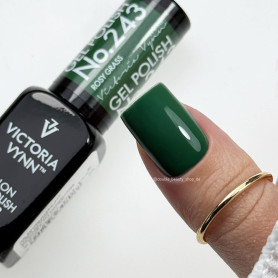 243 Rosy Grass Gel polish 8ml VICTORIA VYNN 2