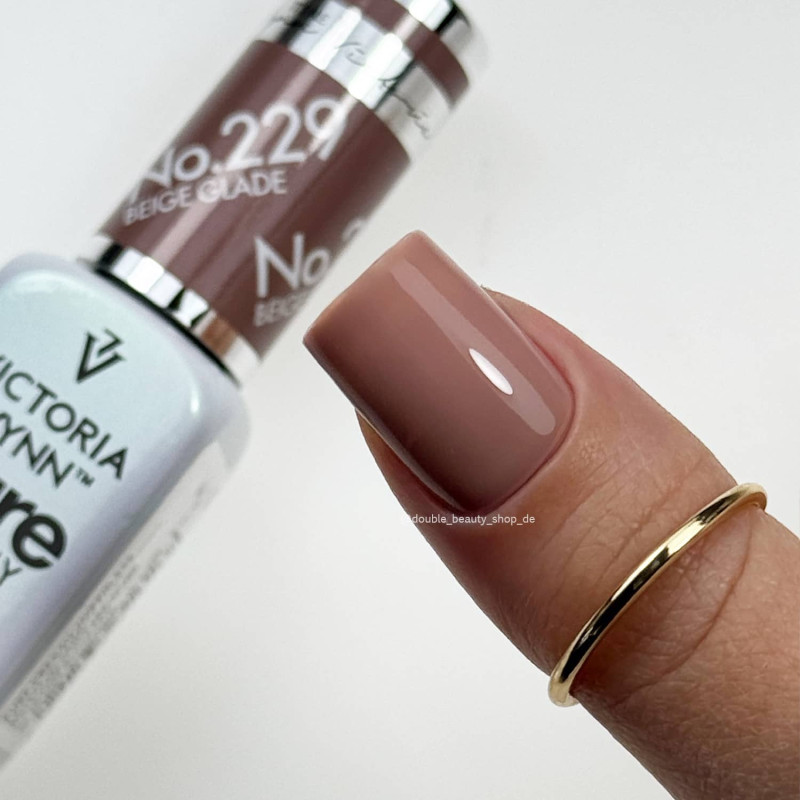 229 Beige Glade — Gel polish Pure Creamy 8ml VICTORIA VYNN