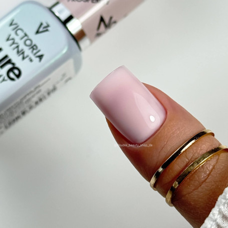 180 Prosperity — Gel polish Pure Creamy 8ml VICTORIA VYNN